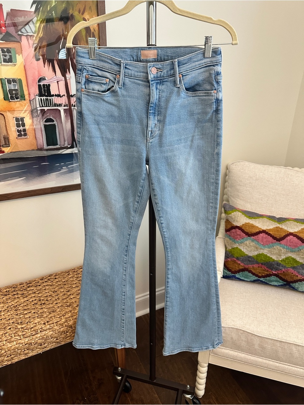 MOTHER The Weekender Flare Jeans in Blessing in Disguise